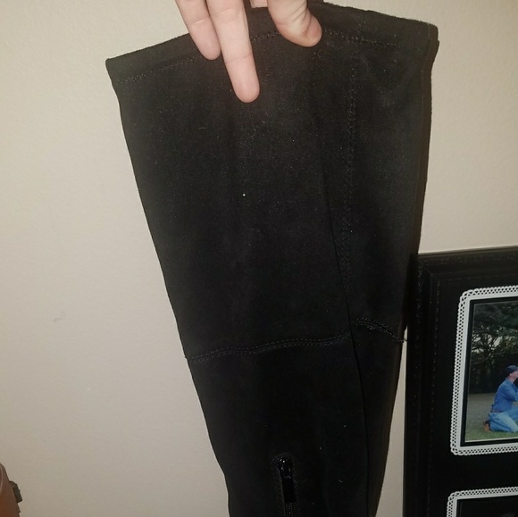 Size 7 Over the knee boots - Picture 3 of 3